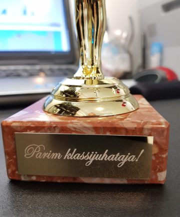 Graveeringuga kuldne Oscar